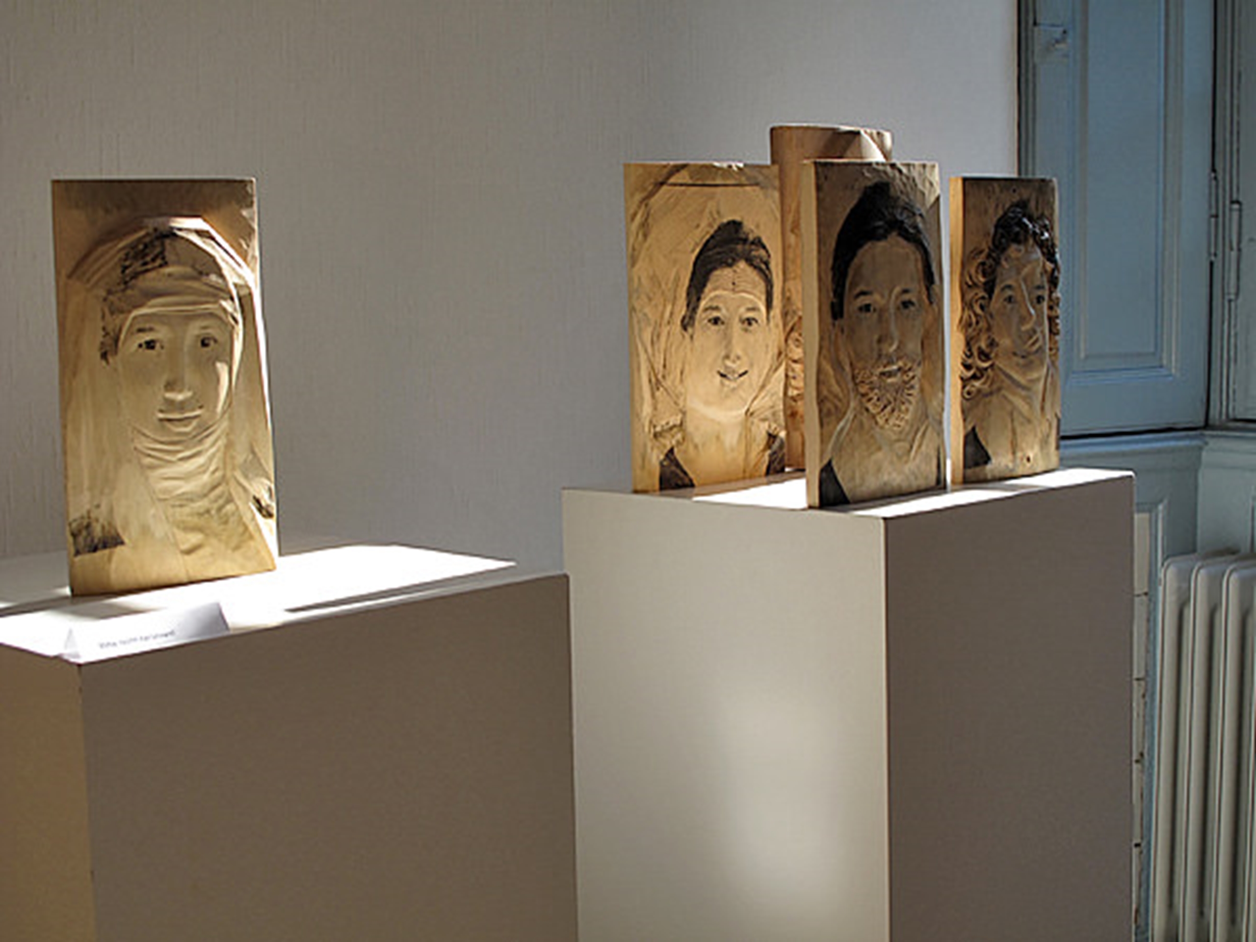 werke_portraits_ausstellungsansichten-01