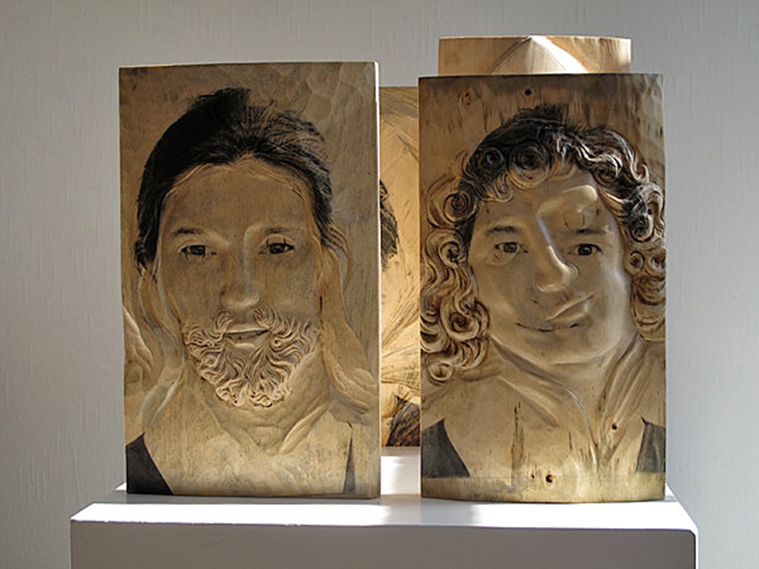 werke_portraits_ausstellungsansichten-03
